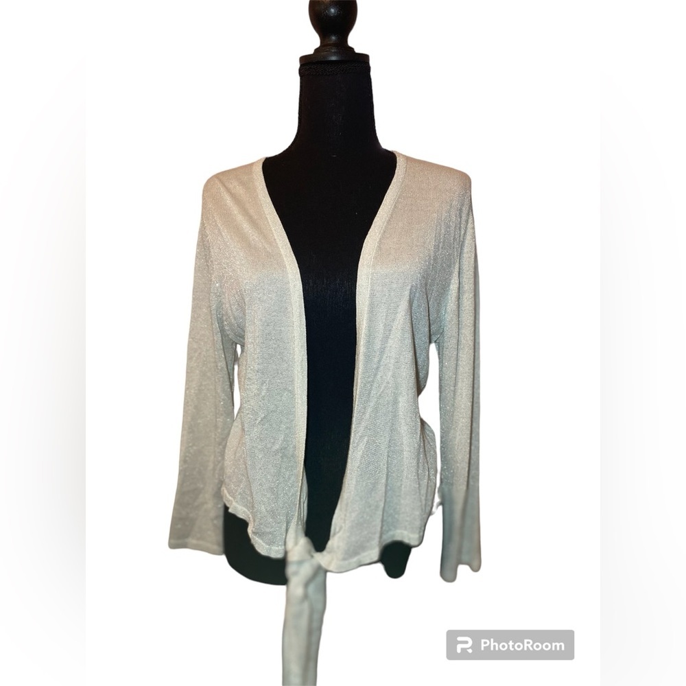 Vervè Cardigan Lightweight‎ Silver Topper with Open Front and Belt Tie